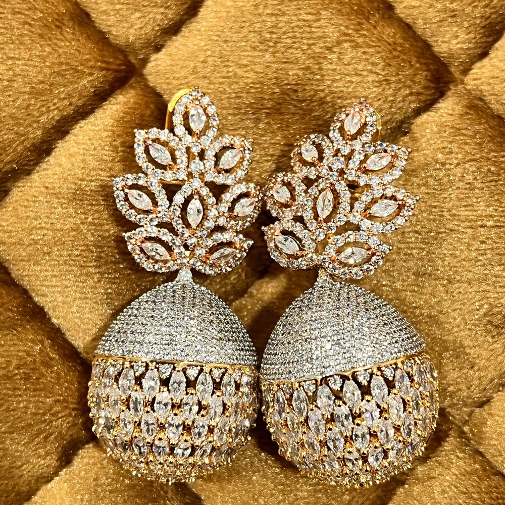 Elegant Gold and Silver Leaf Earrings with Swarovski Crystal (Brand New)